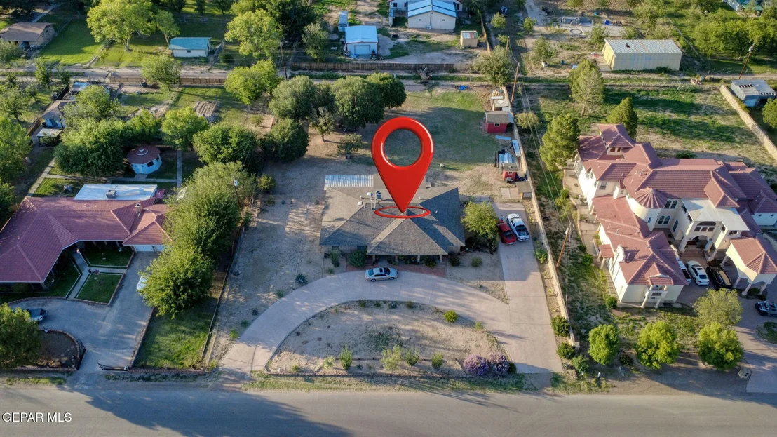 Photo of 125 LA NELL Drive
