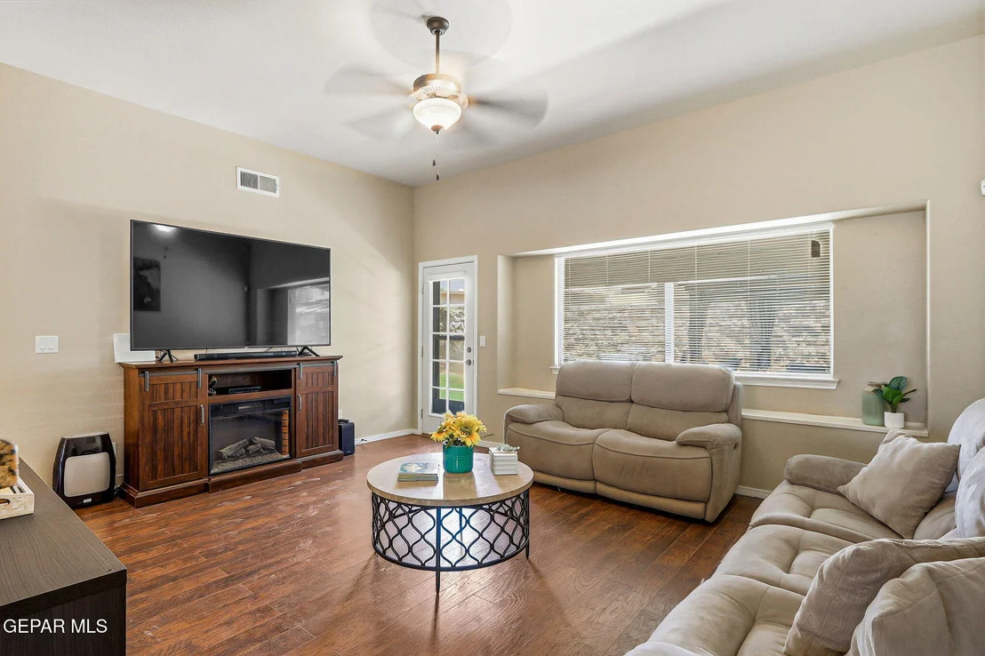 Photo of 3166 Hidden Valley Drive