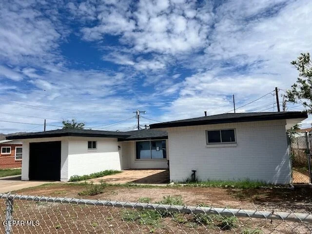 Photo of 5329 DOWNS Court