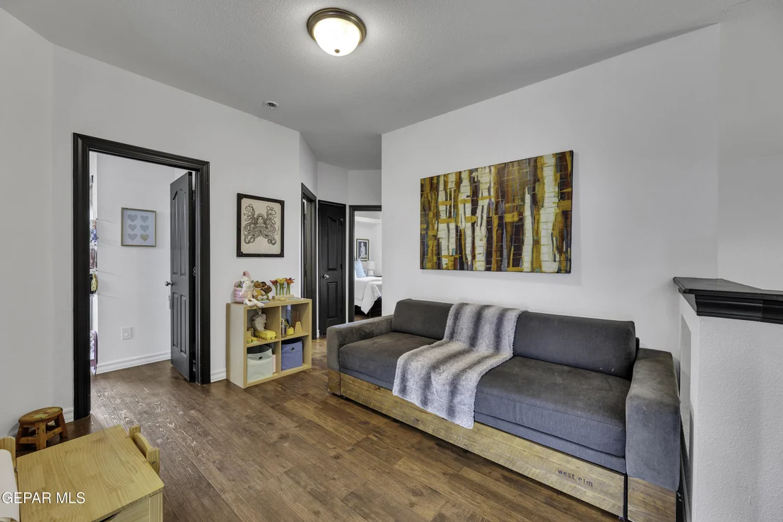 Photo of 5649 VALLEY MAPLE Drive