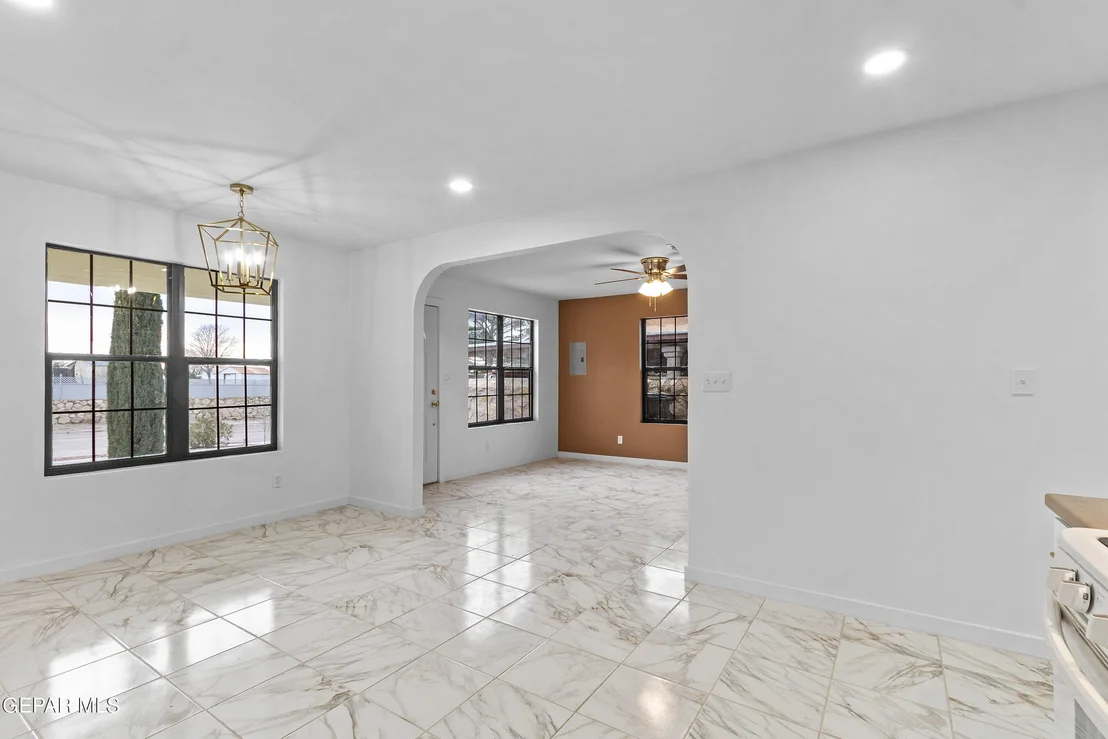 Photo of 142 GREEN DESERT Circle