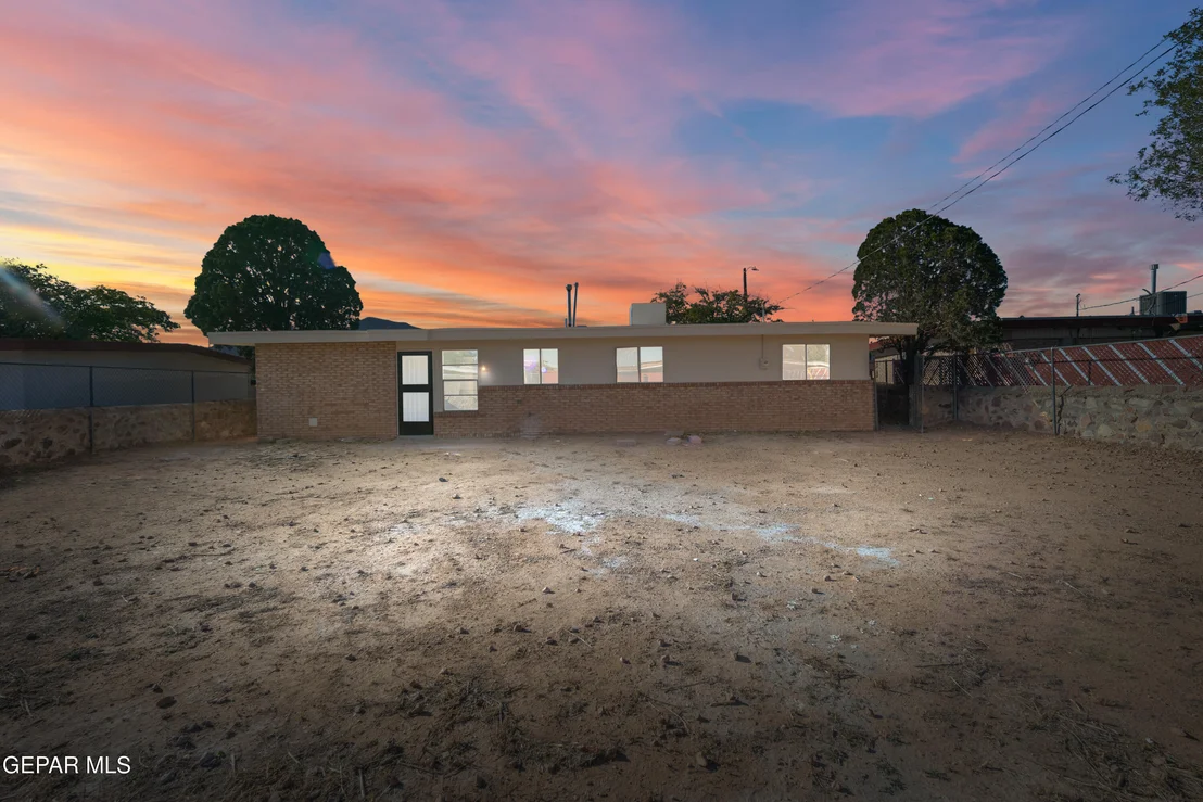 Photo of 10416 TRIUMPH Drive