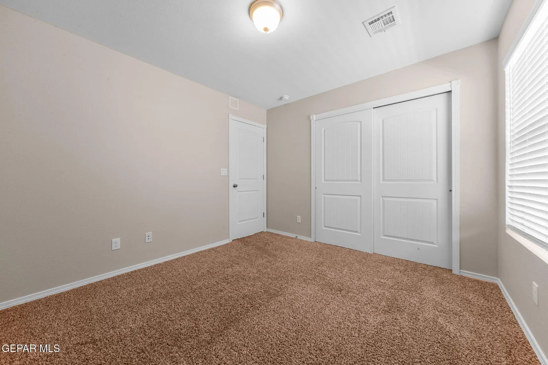 Photo of 938 YELDON Place