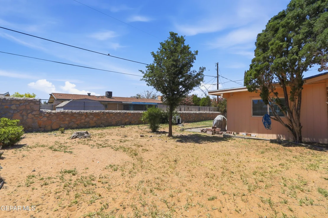 Photo of 10537 SAIGON Drive