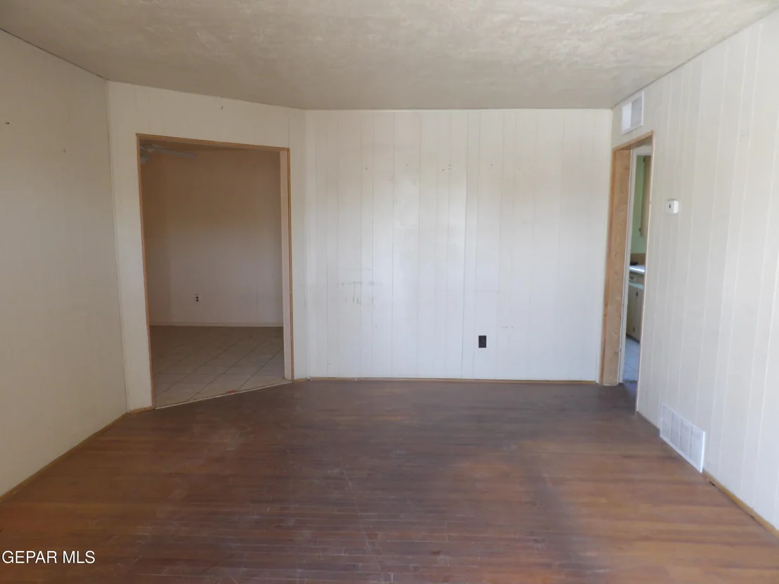 Photo of 327 GEORGE ORR Road