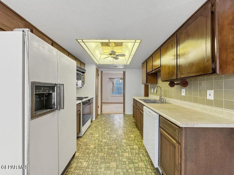 Photo of 11312 TOM ULOZAS Drive