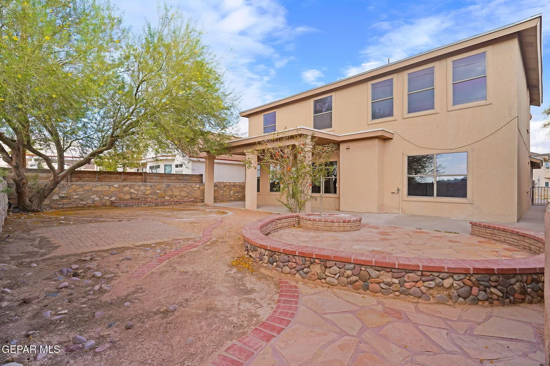 Photo of 1433 PASEO DEL SUR Court