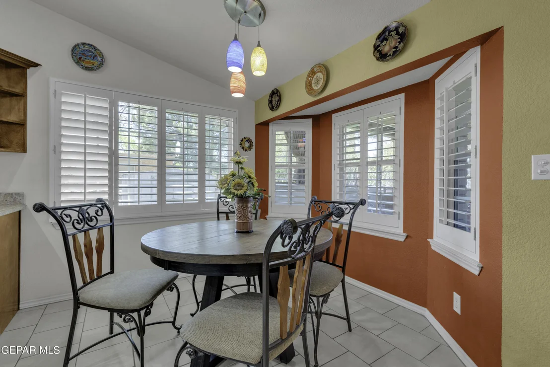 Photo of 801 MONTCLAIR Drive