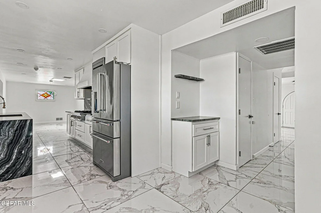 Photo of 259 Crown Point Drive