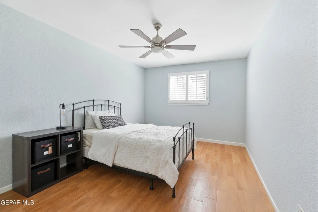 Photo of 6416 LOS ROBLES Drive