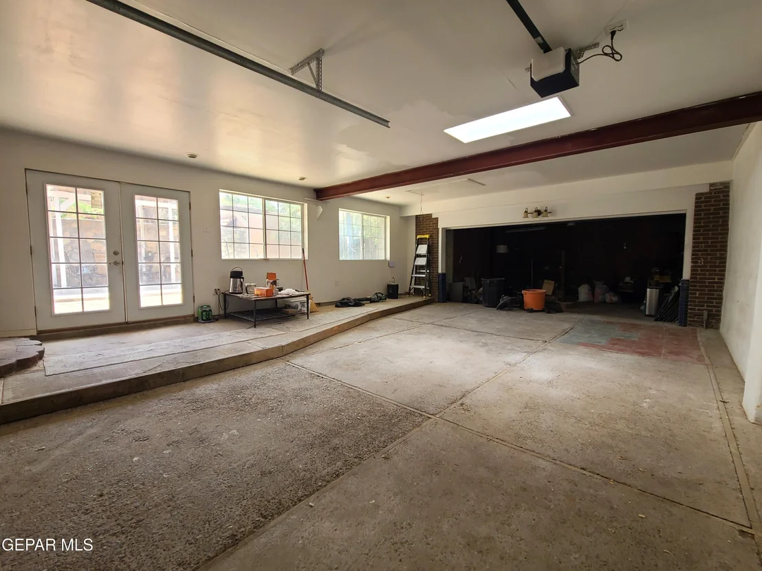 Photo of 602 CINCINNATI Avenue