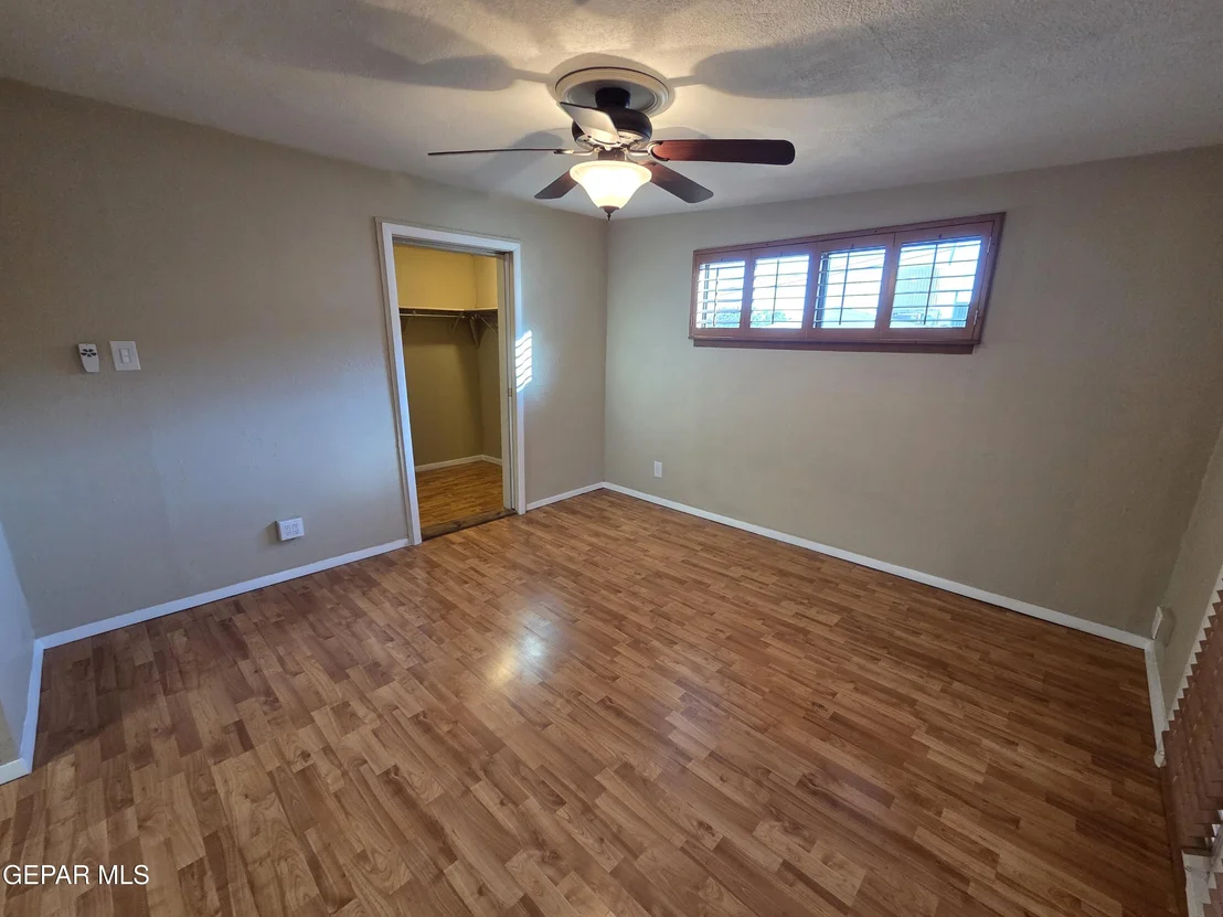 Photo of 4249 CANTERBURY Drive