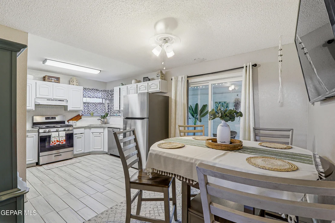 Photo of 1468 GENE TORRES Drive