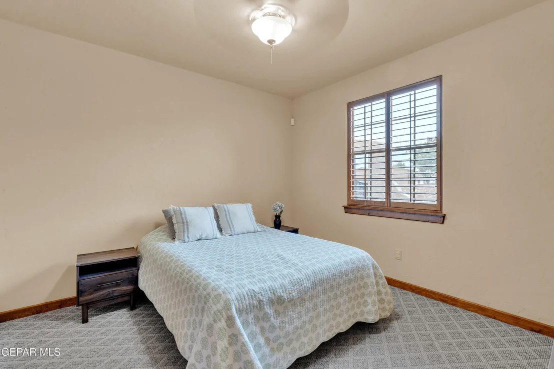 Photo of 1072 LOS MOROS Drive