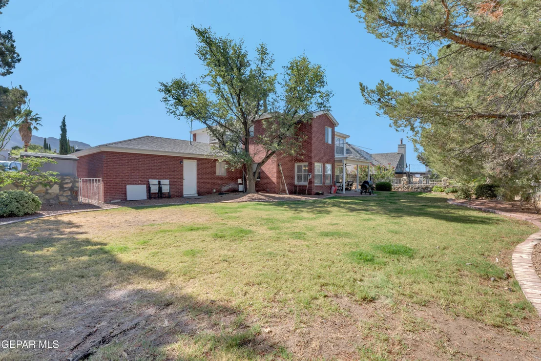 Photo of 1107 SUN RIDGE Drive