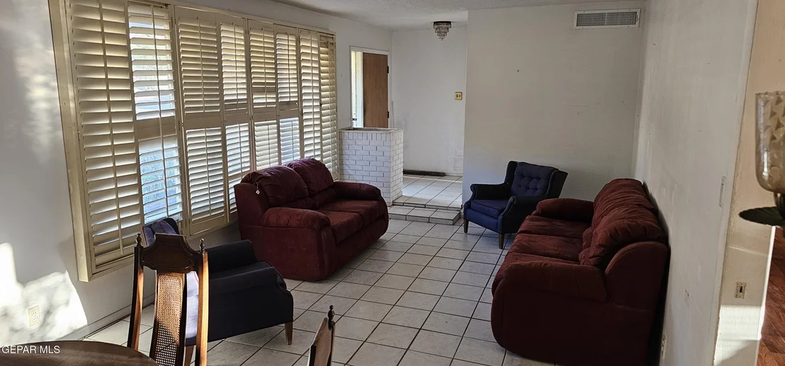 Photo of 6213 BELTON Road