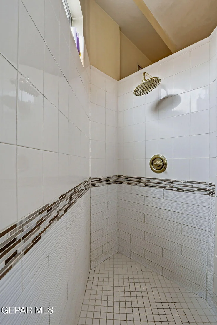 Photo of 5806 DIAMOND POINT Circle
