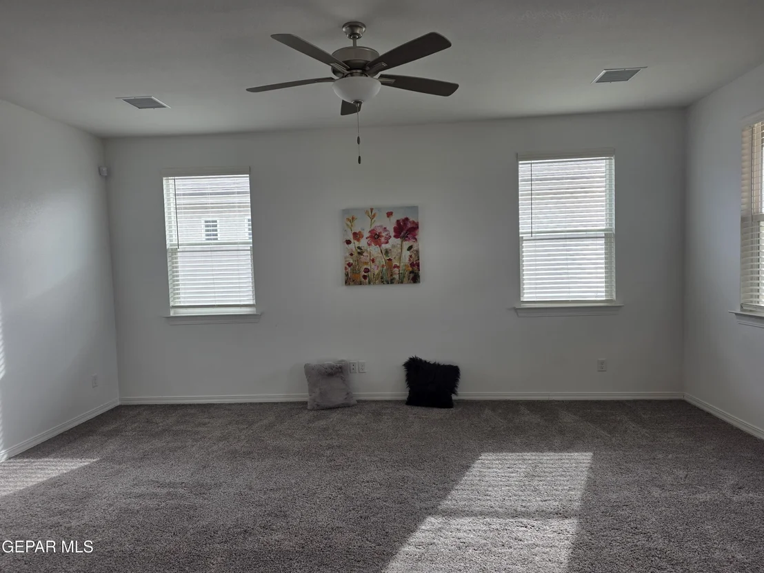 Photo of 6024 HIDDEN ROW Avenue