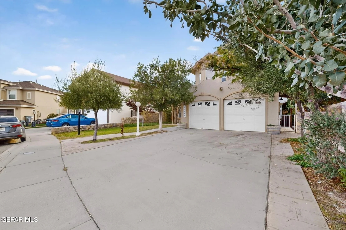 Photo of 12584 TWIN LEAF Drive