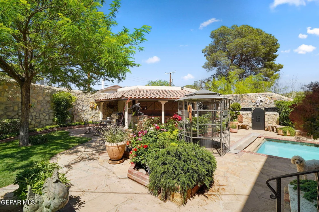 Photo of 3009 SILVER Avenue