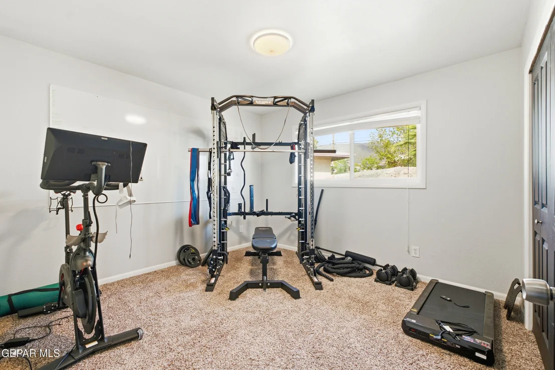 Photo of 224 VIKING Drive