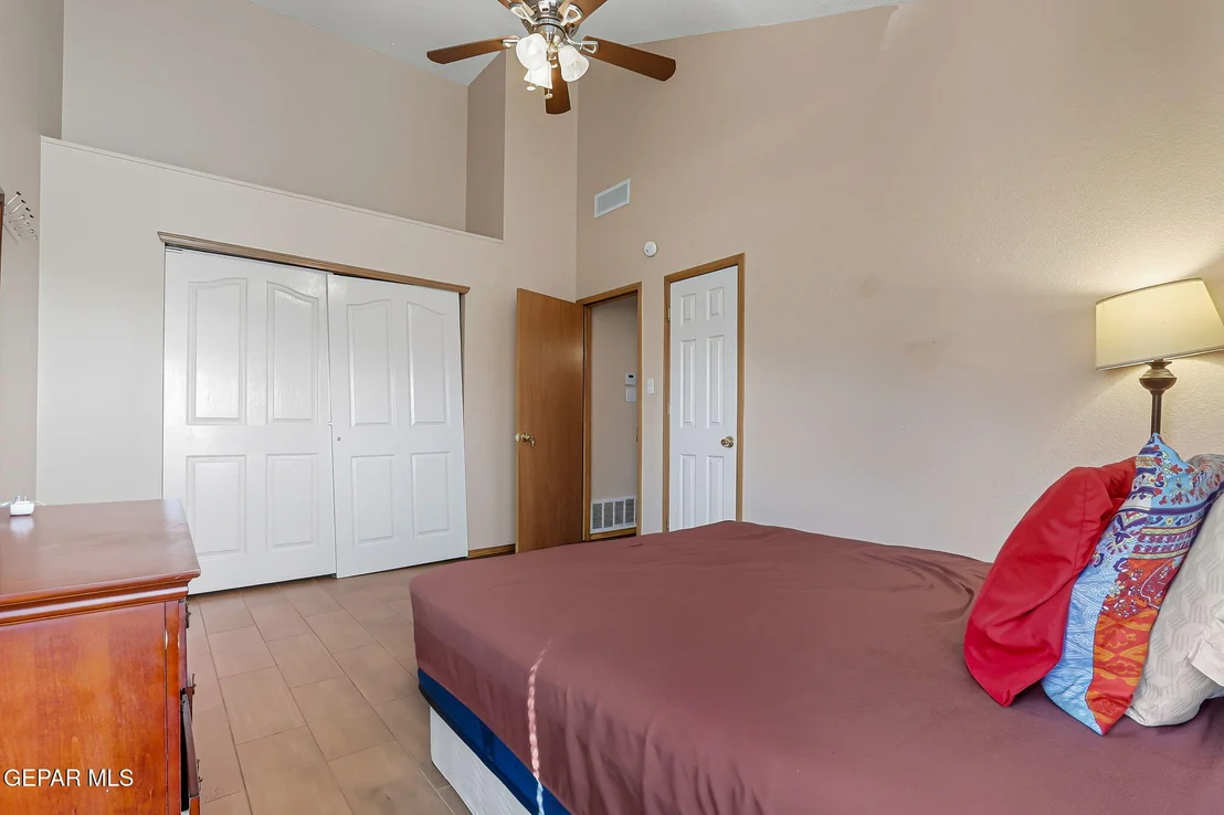 Photo of 15318 NORTHPORT Court
