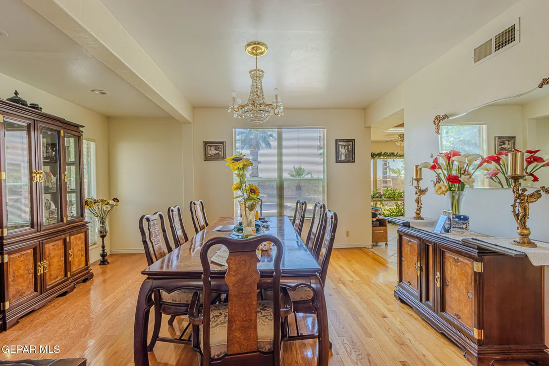 Photo of 528 FLANAGAN Place