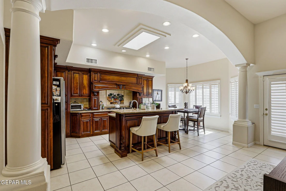 Photo of 6320 FRANKLIN BLUFF Drive