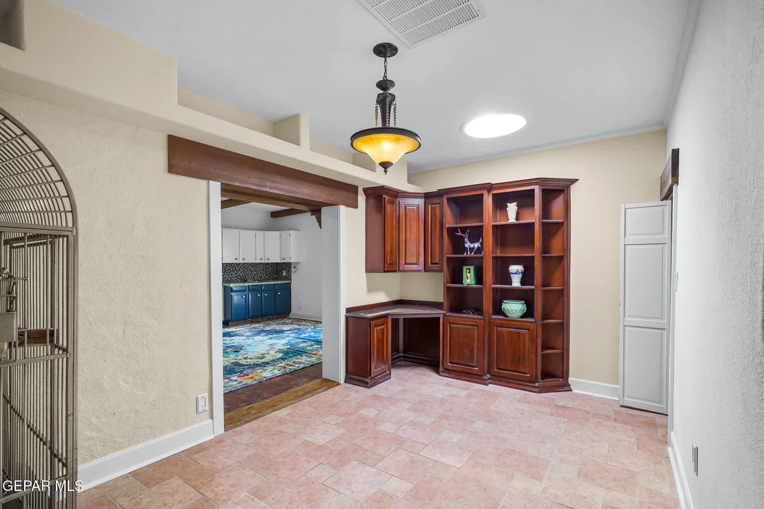Photo of 3009 SILVER Avenue