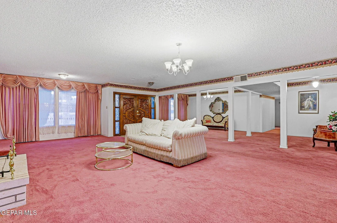 Photo of 2704 TAYLOR Avenue