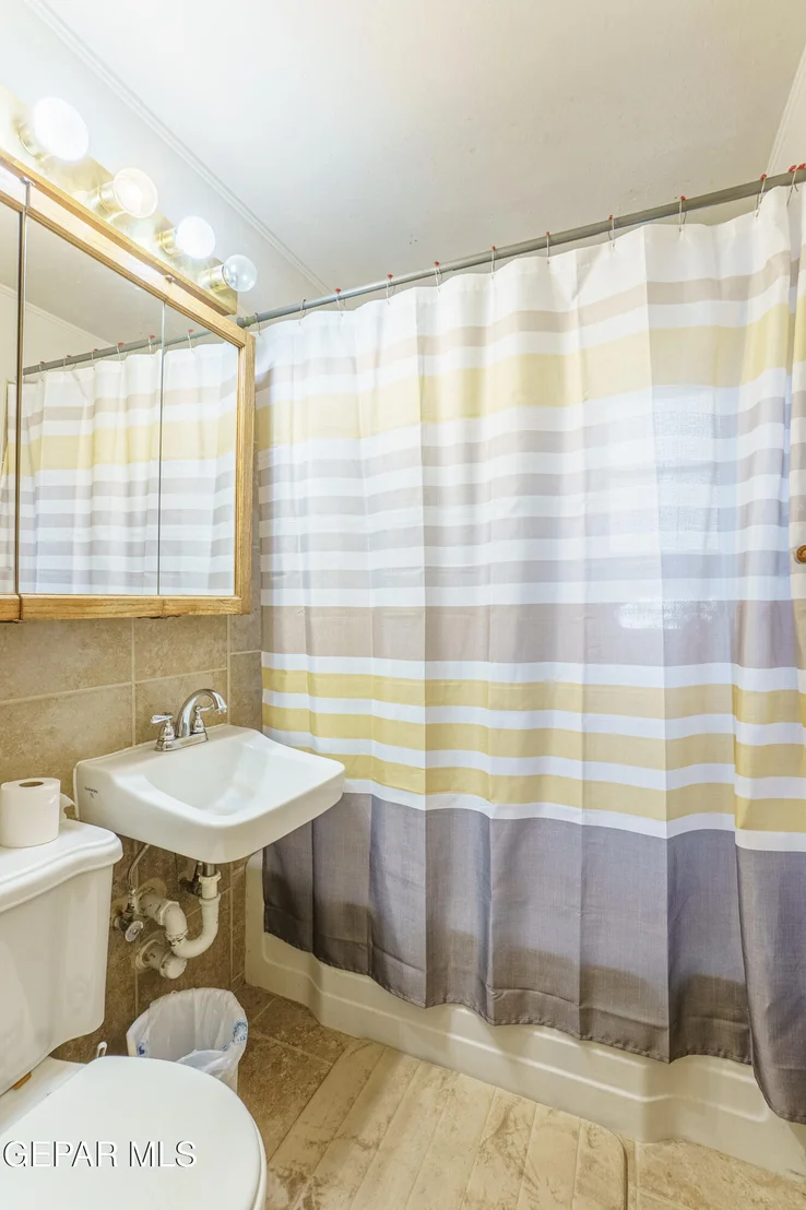 Photo of 1411 Elmhurst Drive