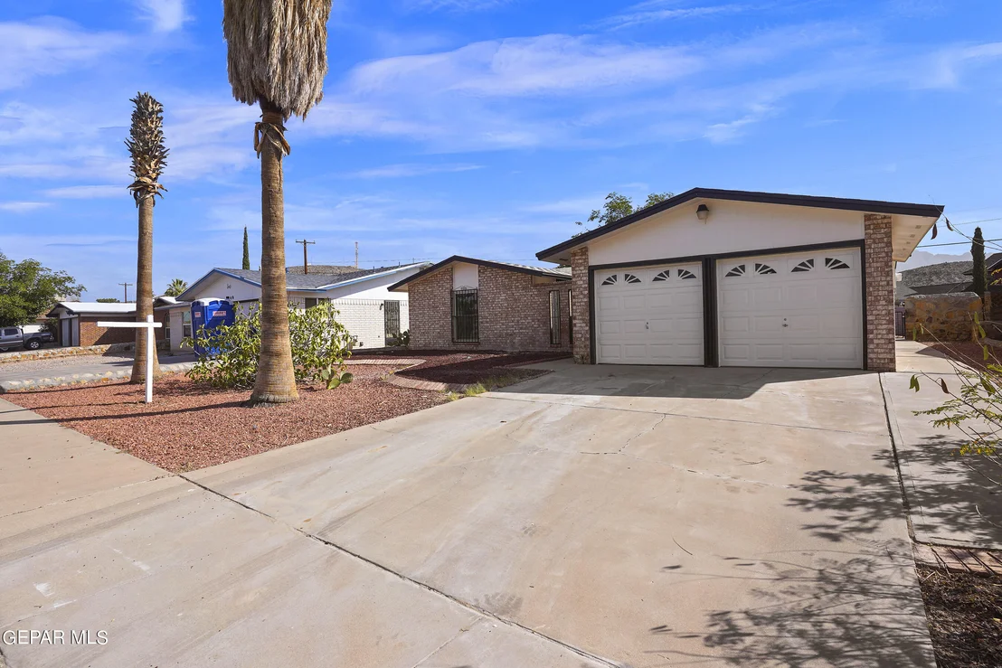 Photo of 936 ONEIDA Drive