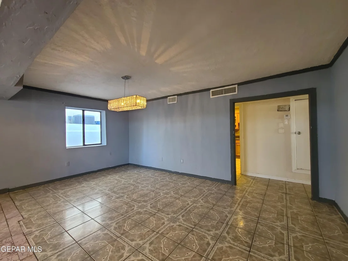 Photo of 1714 BANKER Road