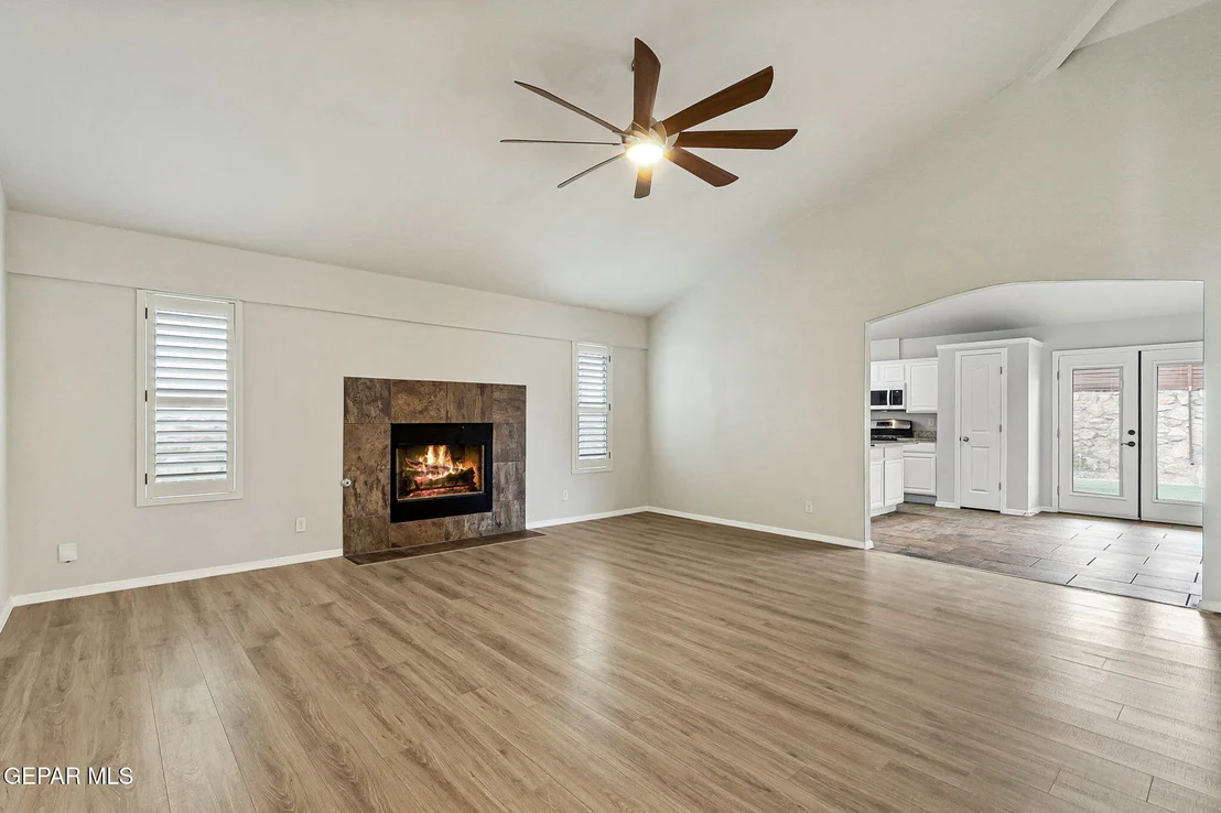 Photo of 4945 SILVER RANCH Avenue