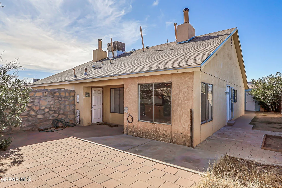 Photo of 10846 QUARTZ Street