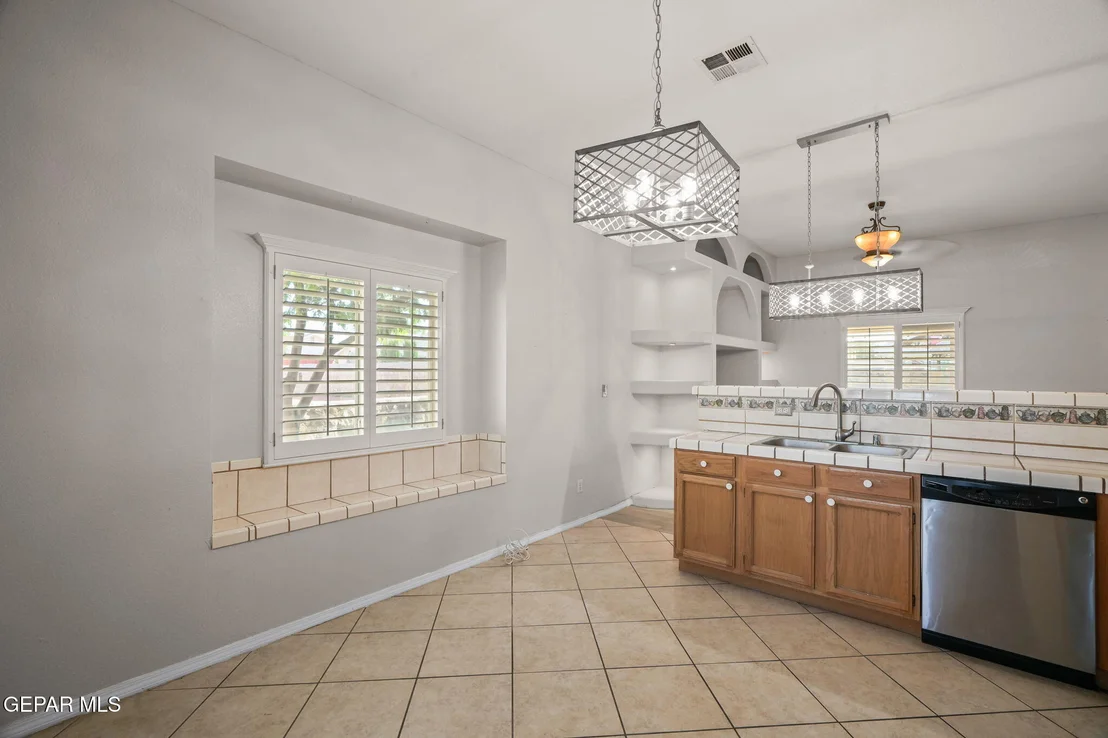 Photo of 3616 SANDY PLATEAU CIR Circle