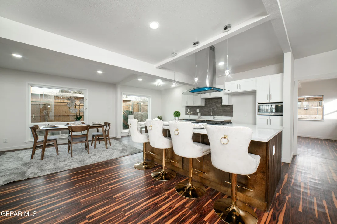 Photo of 5107 HARLAN Drive