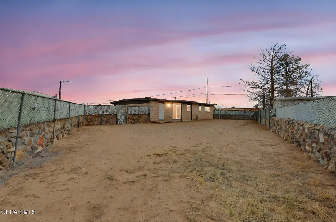 Photo of 10447 Hodges Circle