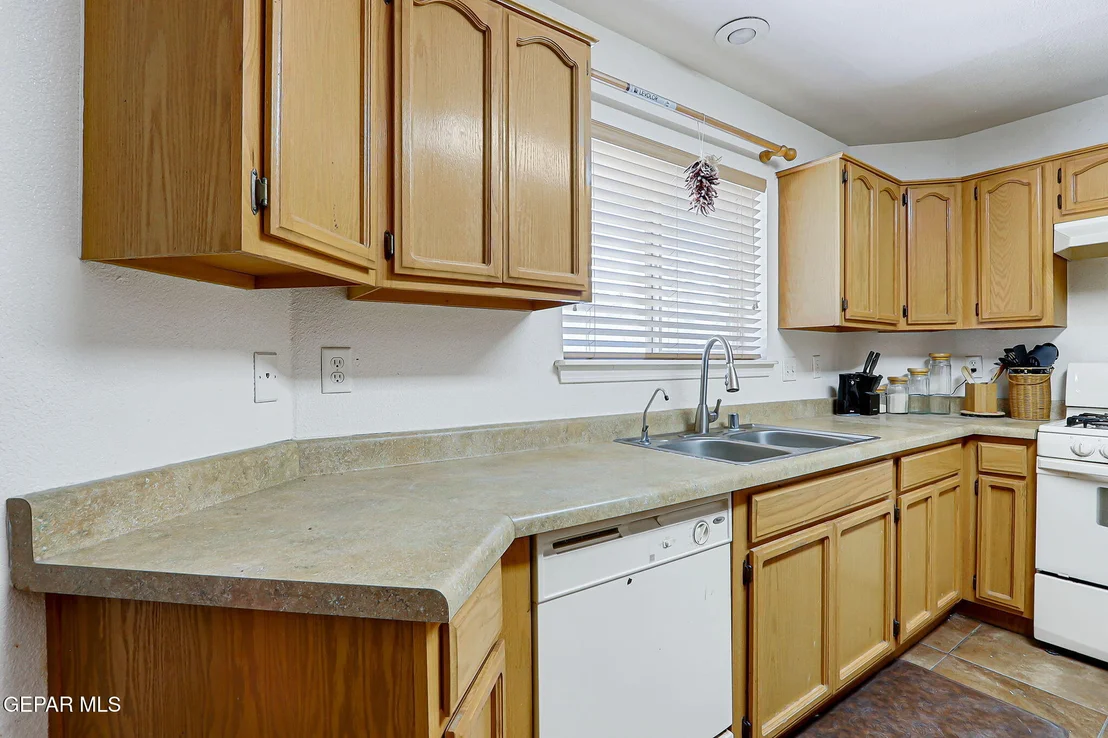 Photo of 12193 SUN ARBOR Place