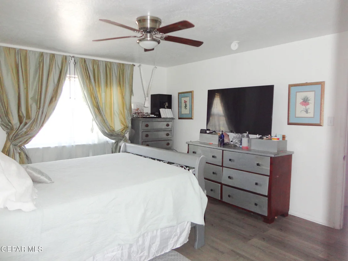 Photo of 624 DE LEON Drive