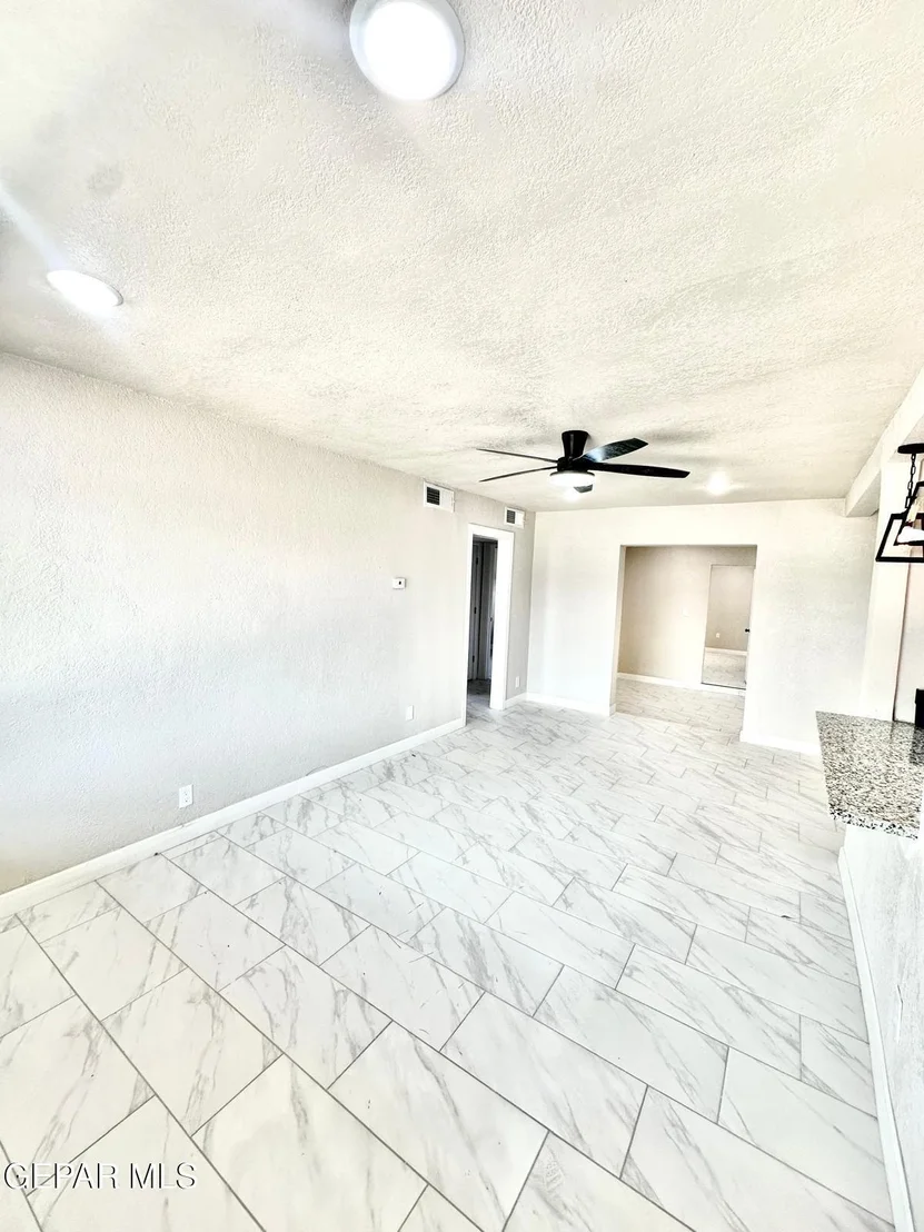 Photo of 5018 Flower Drive
