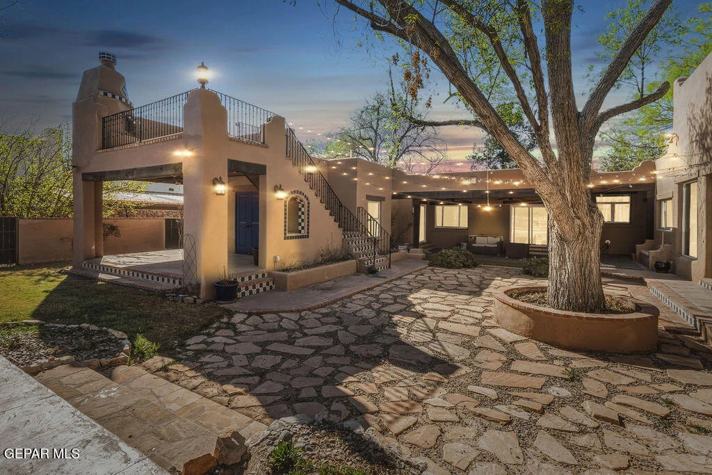 Photo of 300 ROSEMONT Drive