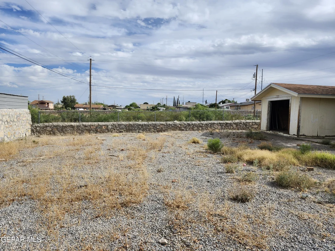 Photo of 8600 LEO Street
