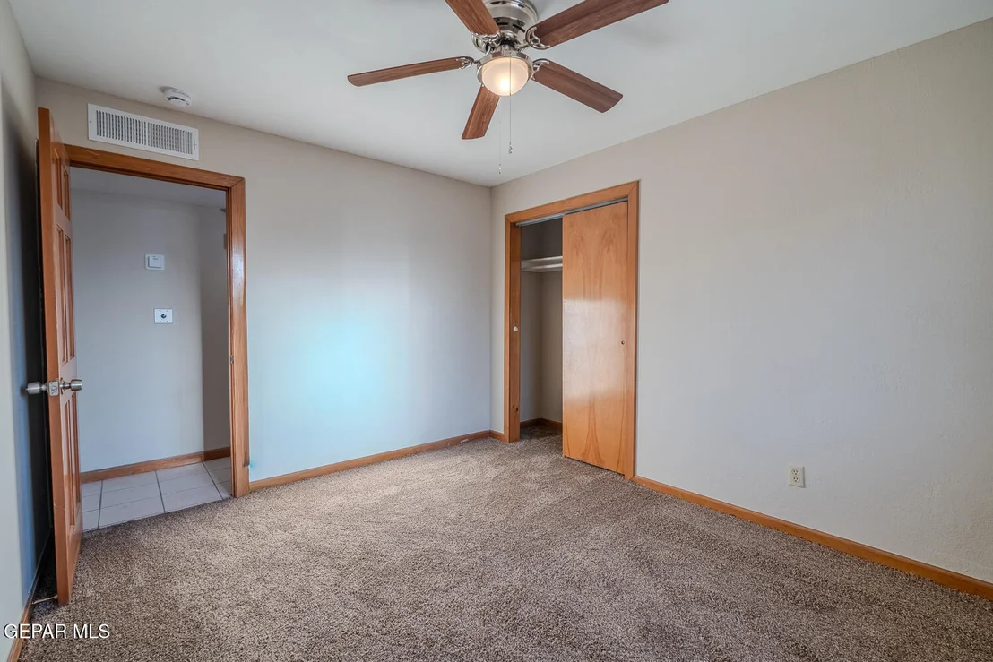 Photo of 11640 Peters Road