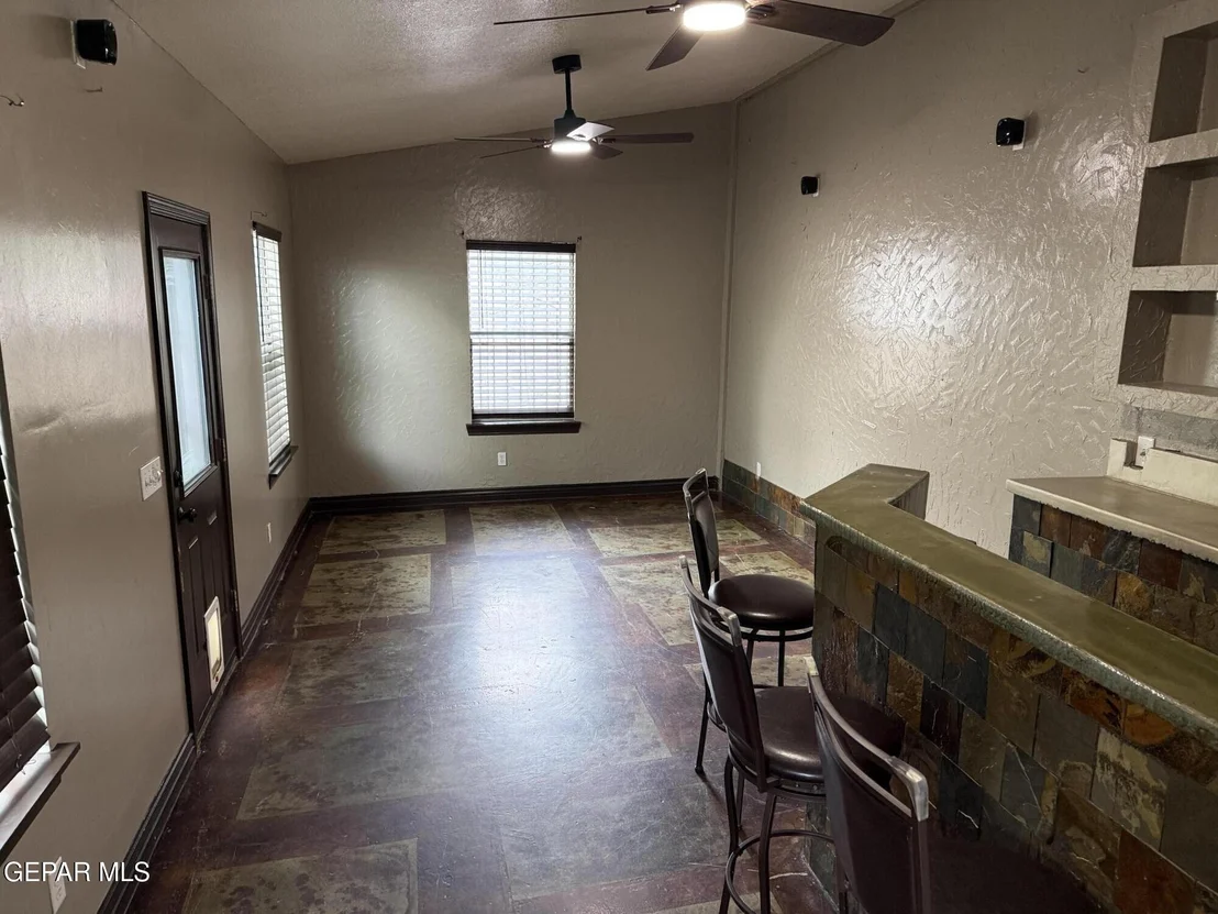 Photo of 3025 OAK TOWER Place
