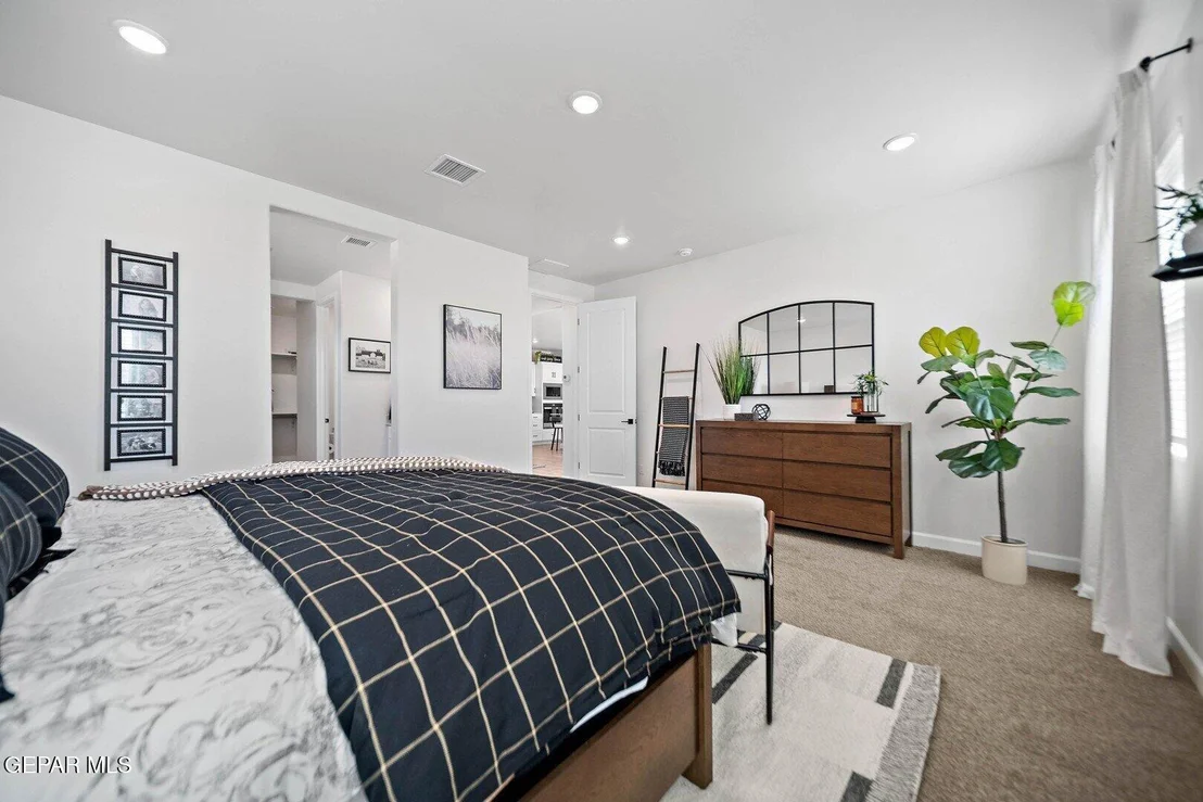 Photo of 13820 Summer Hail Avenue