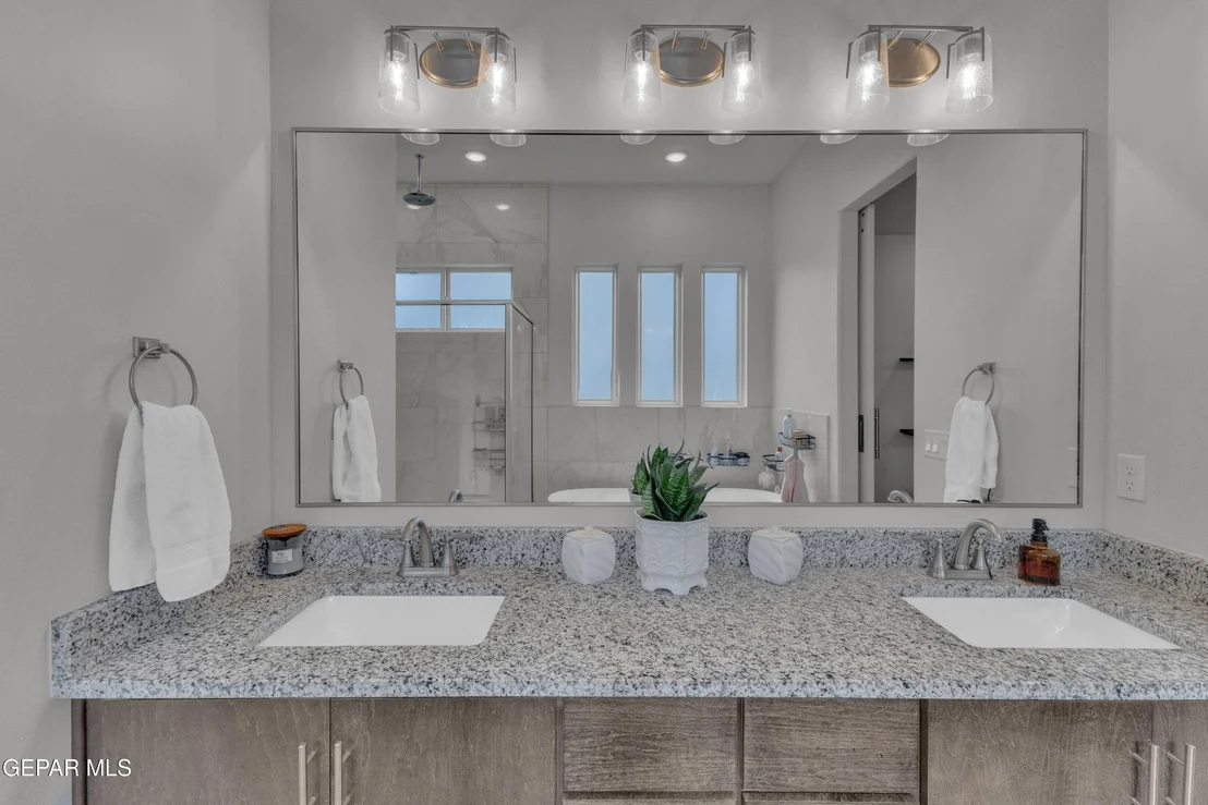 Photo of 1076 Speranza Court