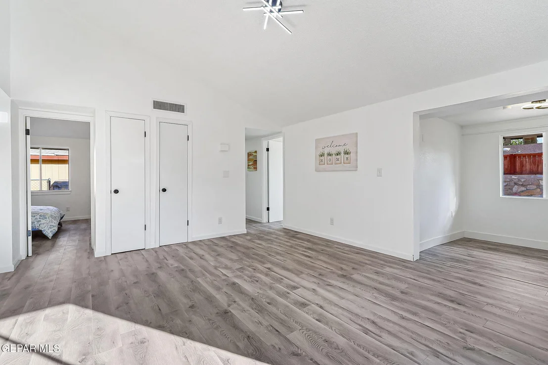 Photo of 8433 INDEPENDENCE Drive