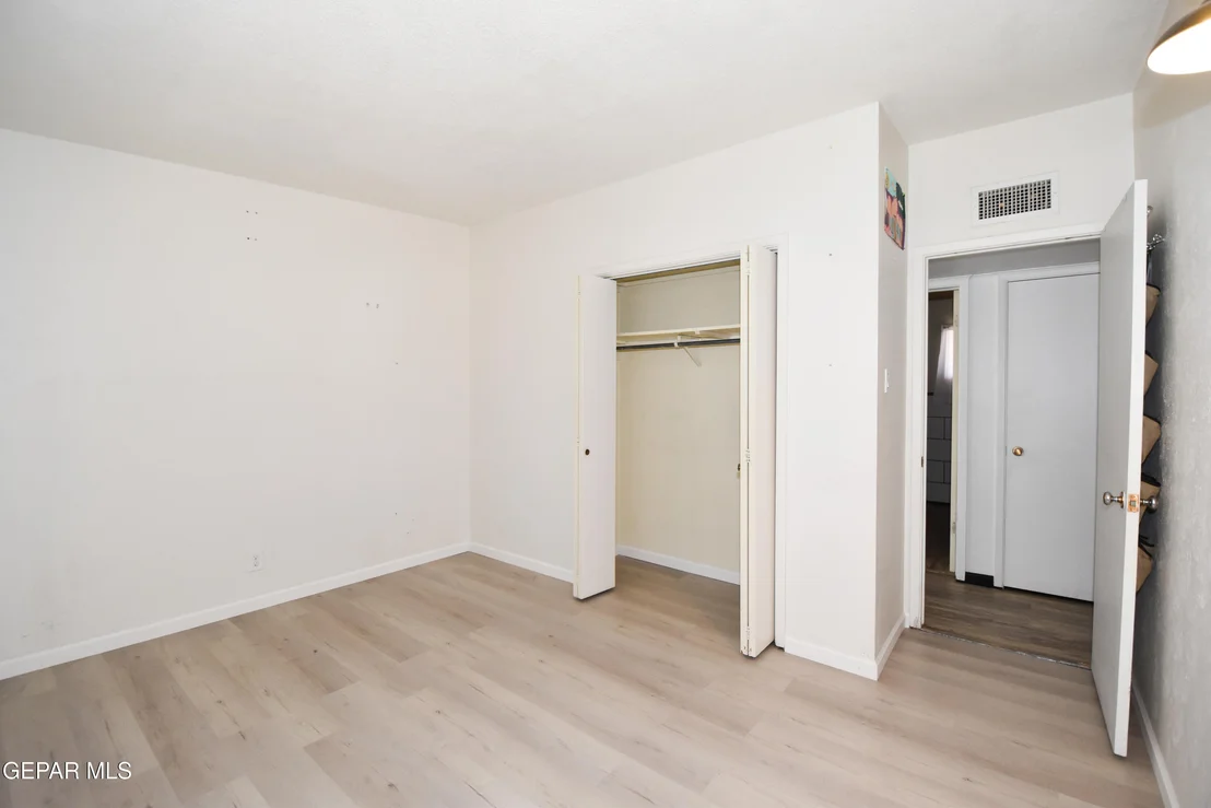Photo of 5372 CIRCUS Lane