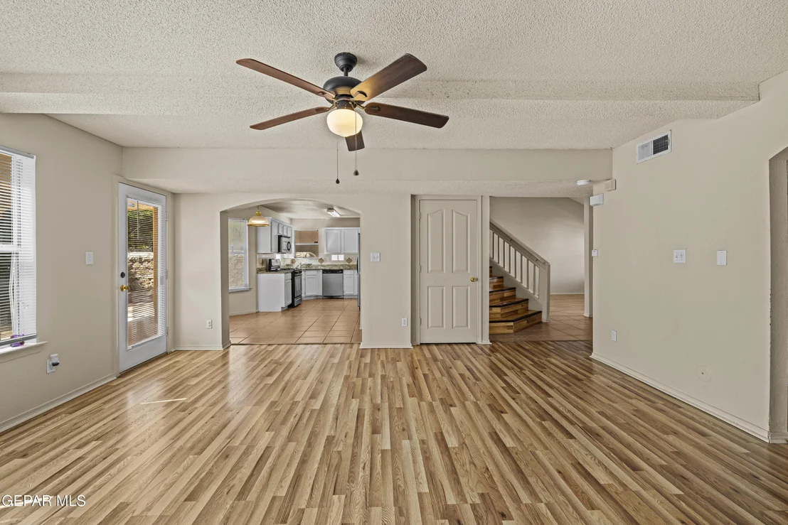 Photo of 10817 WALDEN POND Street